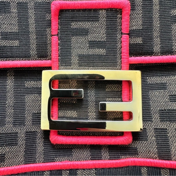 FENDI  Large Zucca Fluo Trim Baguette Bag  Authentic Retail 4500$ - Picture 5 of 12